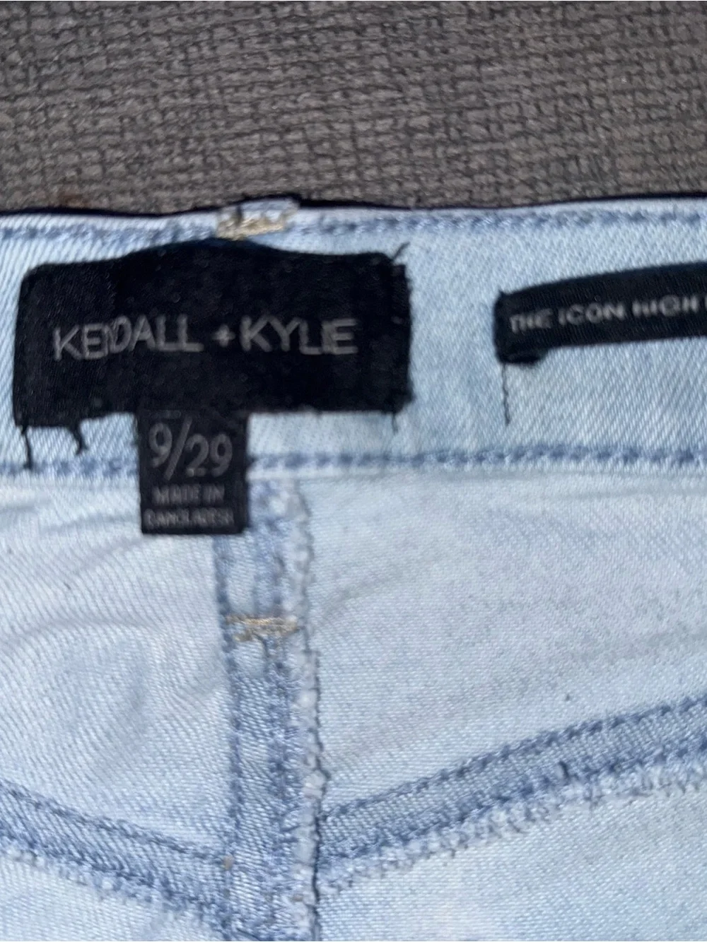 Kendall & Kylie women’s Washed Light Blue Slim Jeans